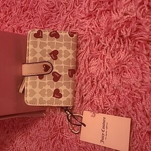 ☀️HOST PICK☀️☀️Nwt Juicy Couture heart print card wallet